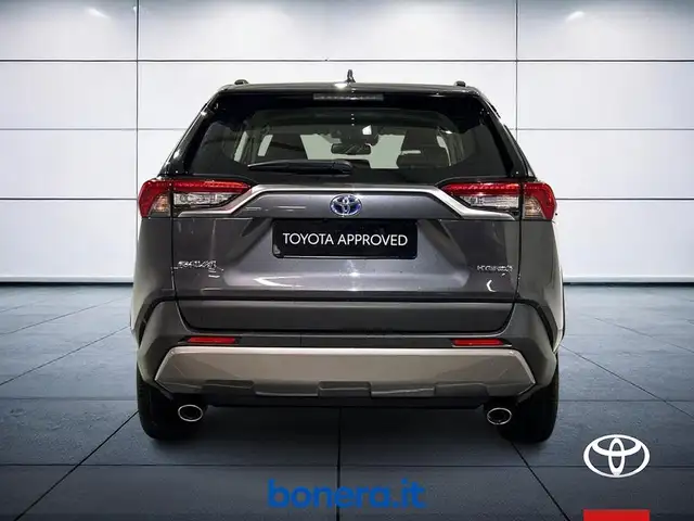 Toyota Rav4 view 7