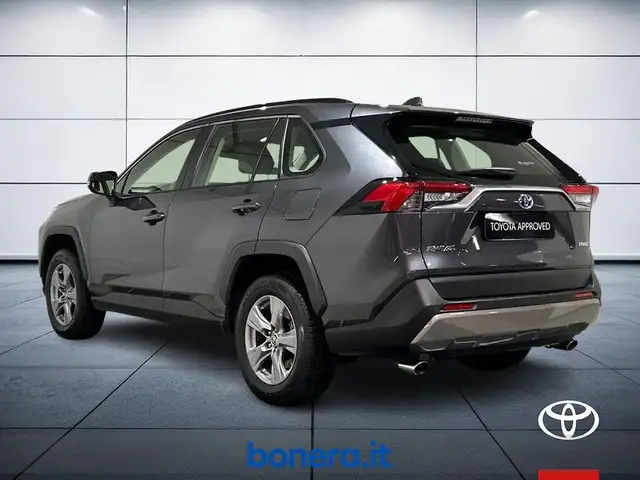 Toyota Rav4 view 8