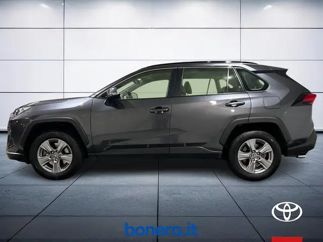 Toyota Rav4 view 9