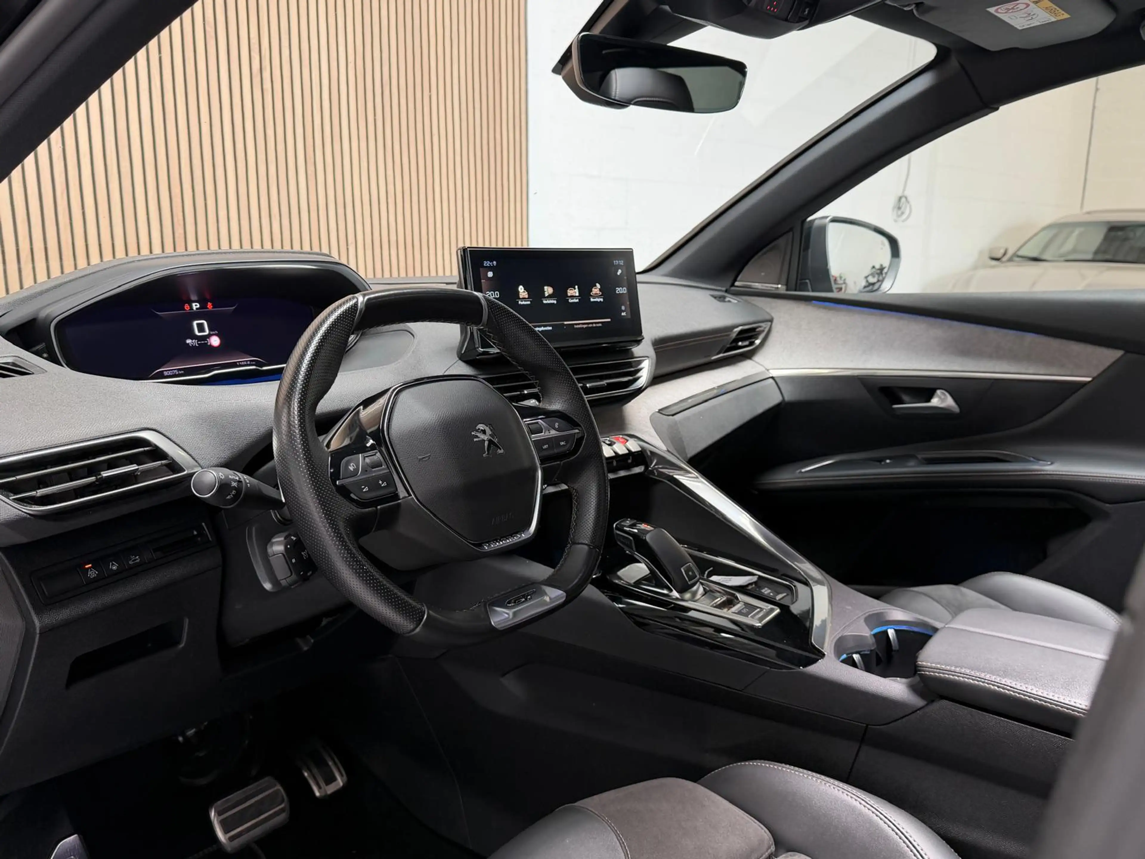 Peugeot 5008 1.2 PureTech GT - PANORAMADAK - FOCAL - 7P - SFEER — photo 45