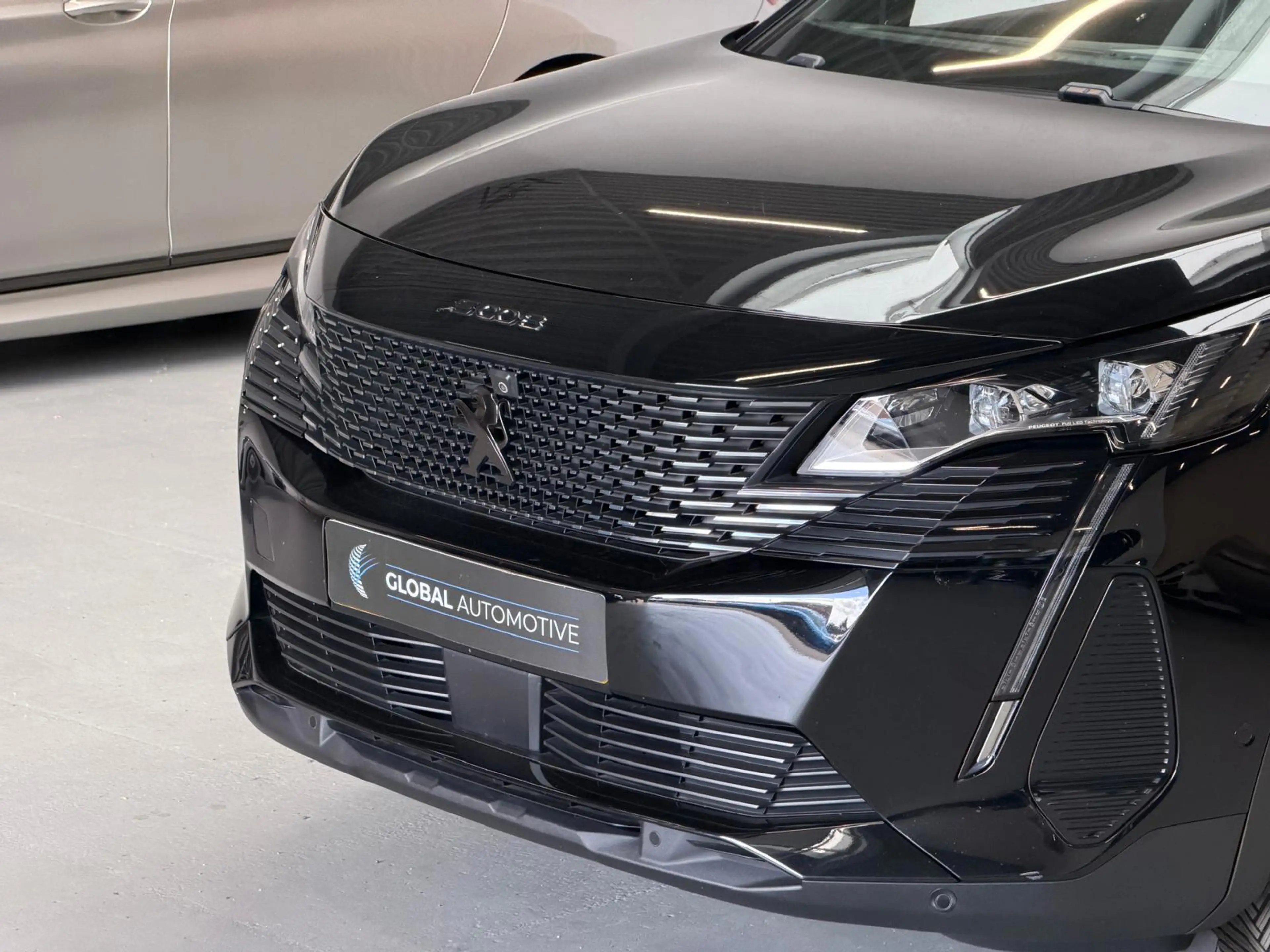 Peugeot 5008 1.2 PureTech GT - PANORAMADAK - FOCAL - 7P - SFEER — photo 32