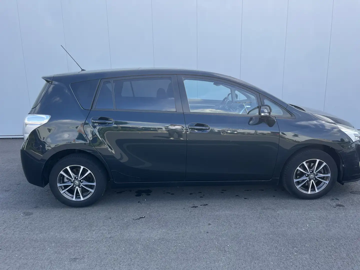 Toyota Verso 1.6 5-Sitzer Comfort - 1