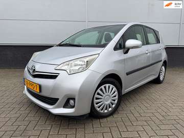 1.3 VVT-i 6 versnel. Aspiration Clima - trekhaak -