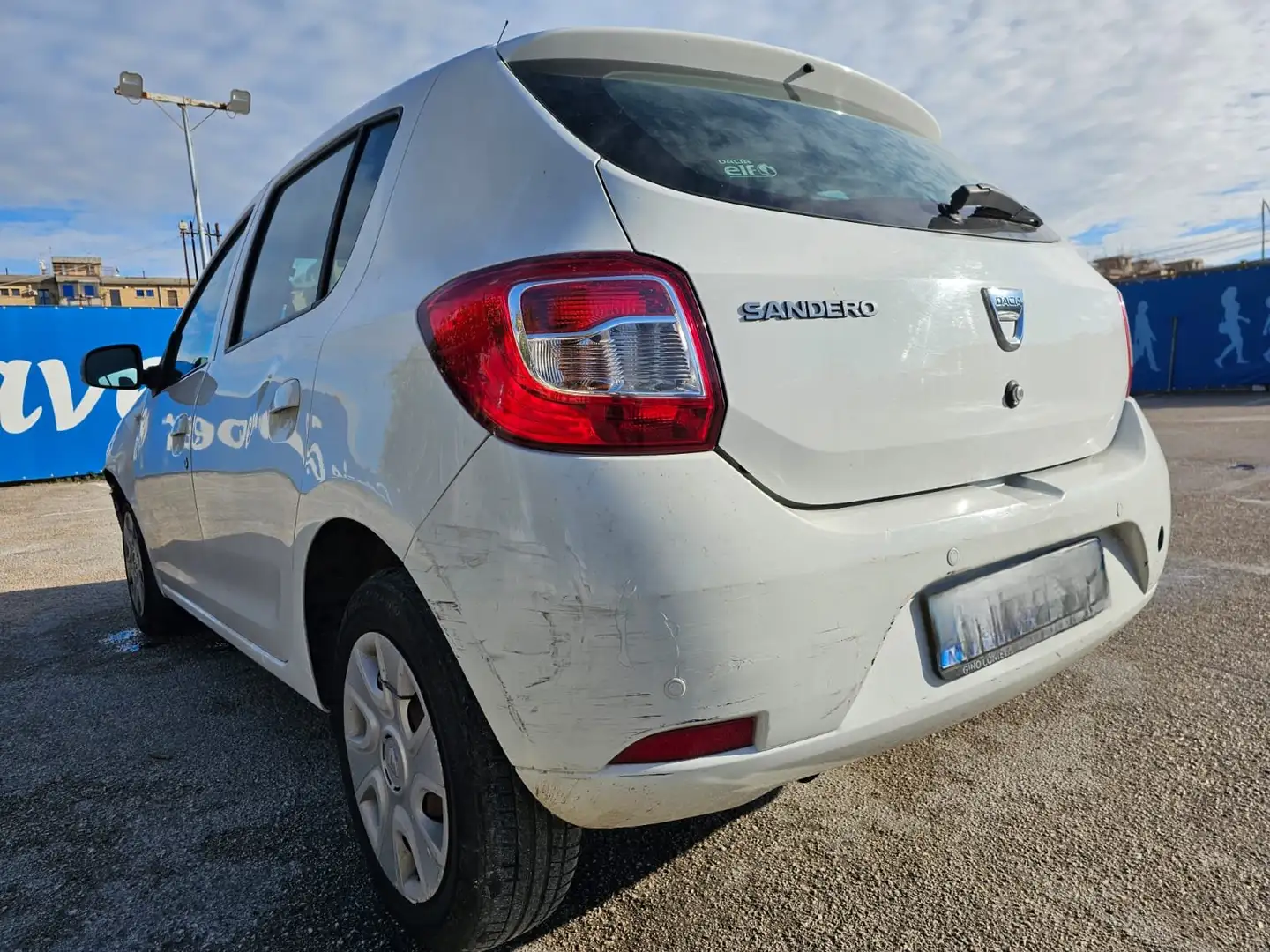 Dacia Sandero Sandero 1.5 dci Laureate 75cv Bianco - 1