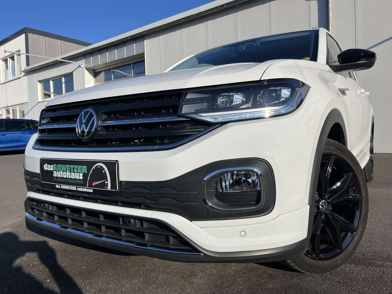 Volkswagen T-Cross 2022 — 1.5 TSI DSG R-Line 138€ m.20% Anz. 18 Navi RFK S