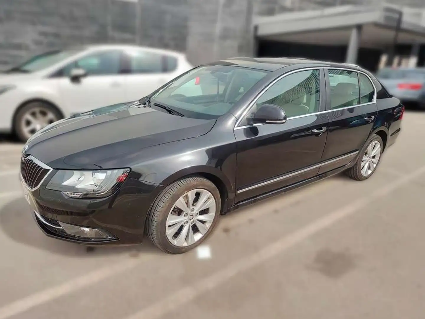 Skoda Superb 2.0TDI CR Ambition Black - 2