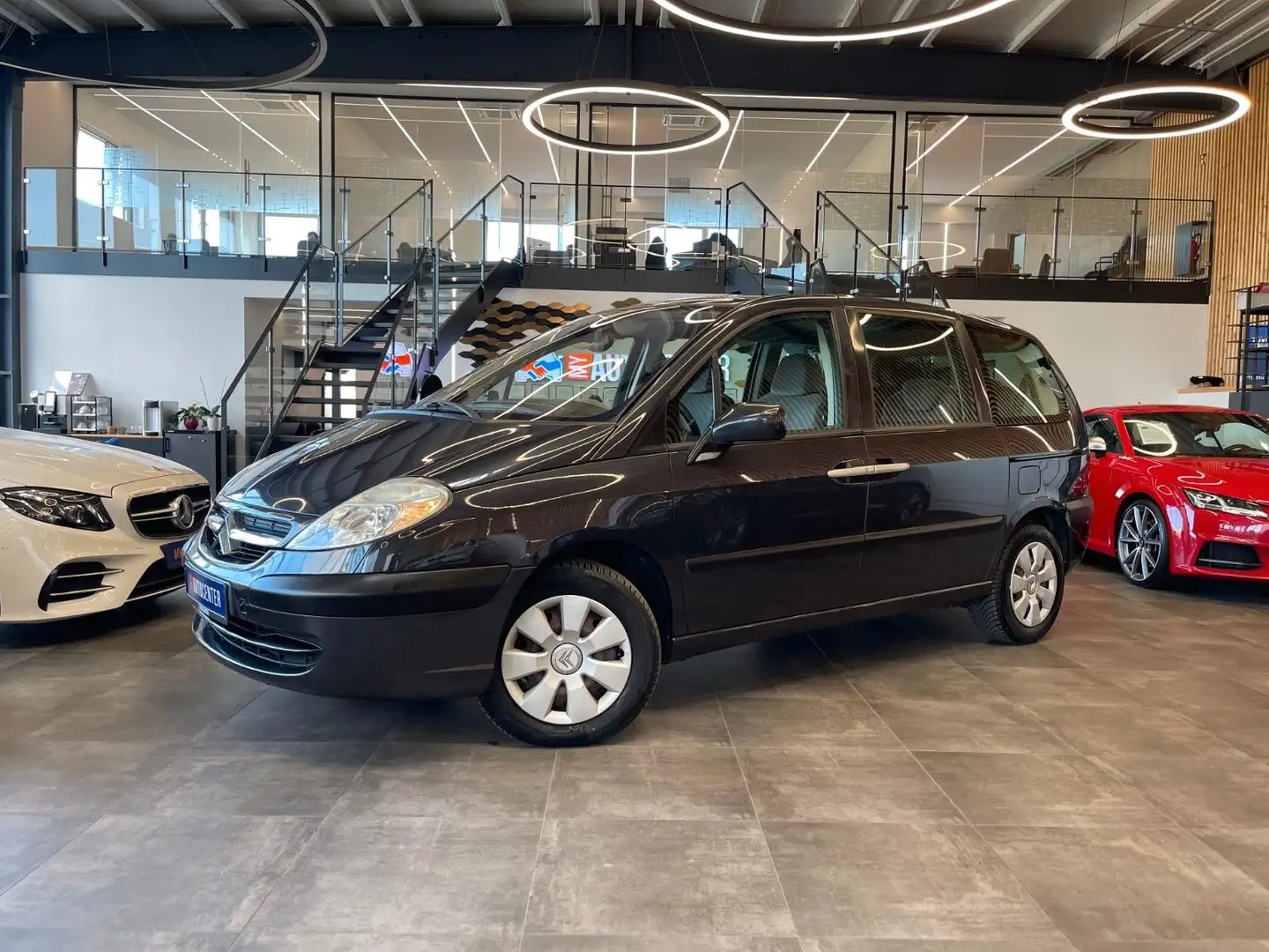 Citroen C8 2.0 16V Tendance *2. Hand*Klima*7-Sitzer*PDC* Grau - 1