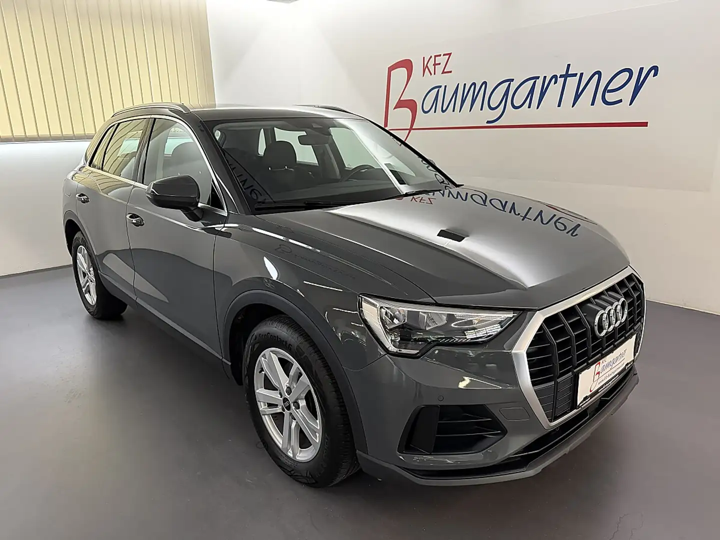 Audi Q3 35TDI S-tronic *LED*NAVI*ACC*Virtual Cockpit*Al... Grau - 1