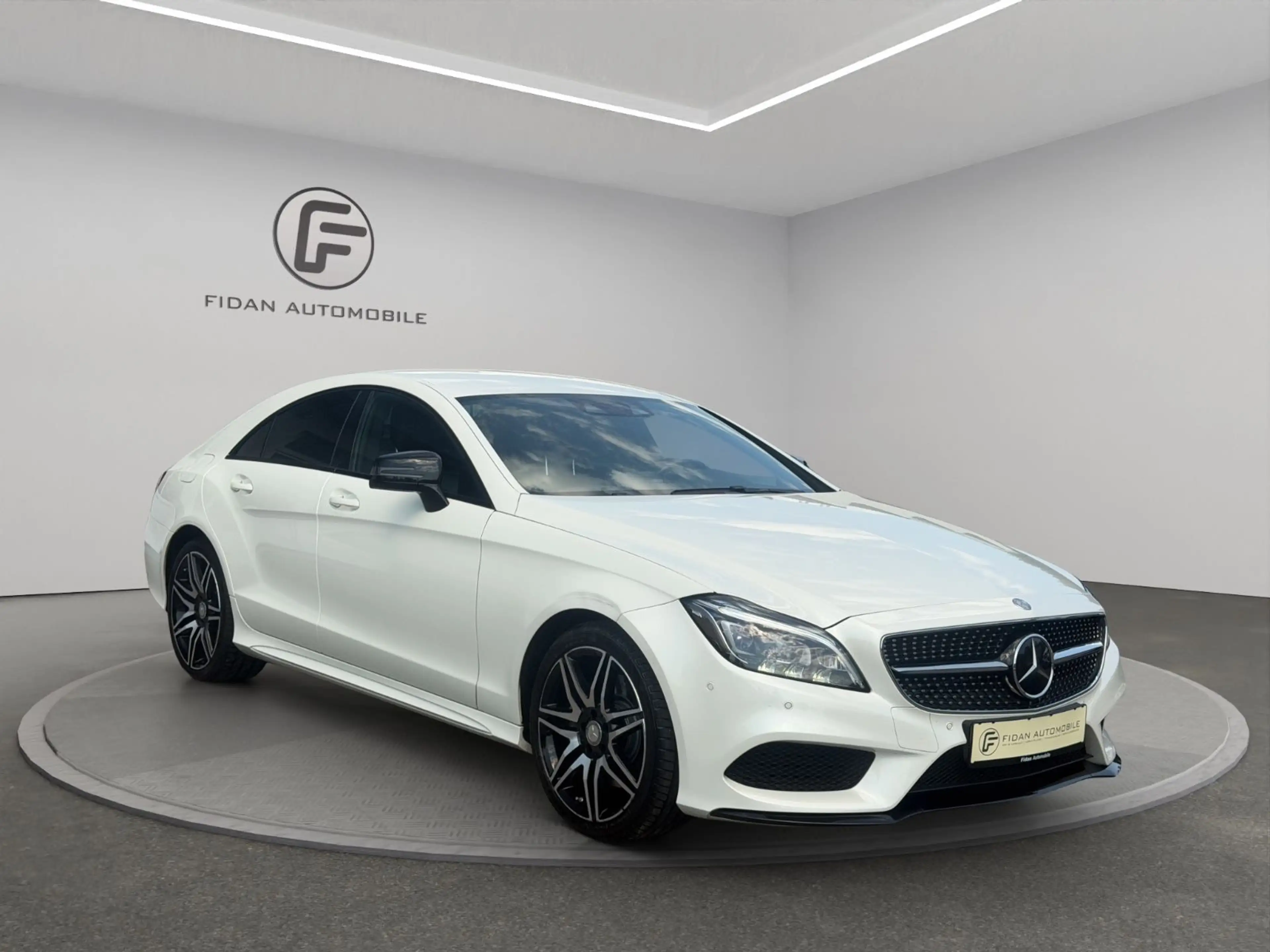 Mercedes-Benz CLS 350 d AMG-Line 4Matic*Designo*Night*MBEAM*Dis — photo 7