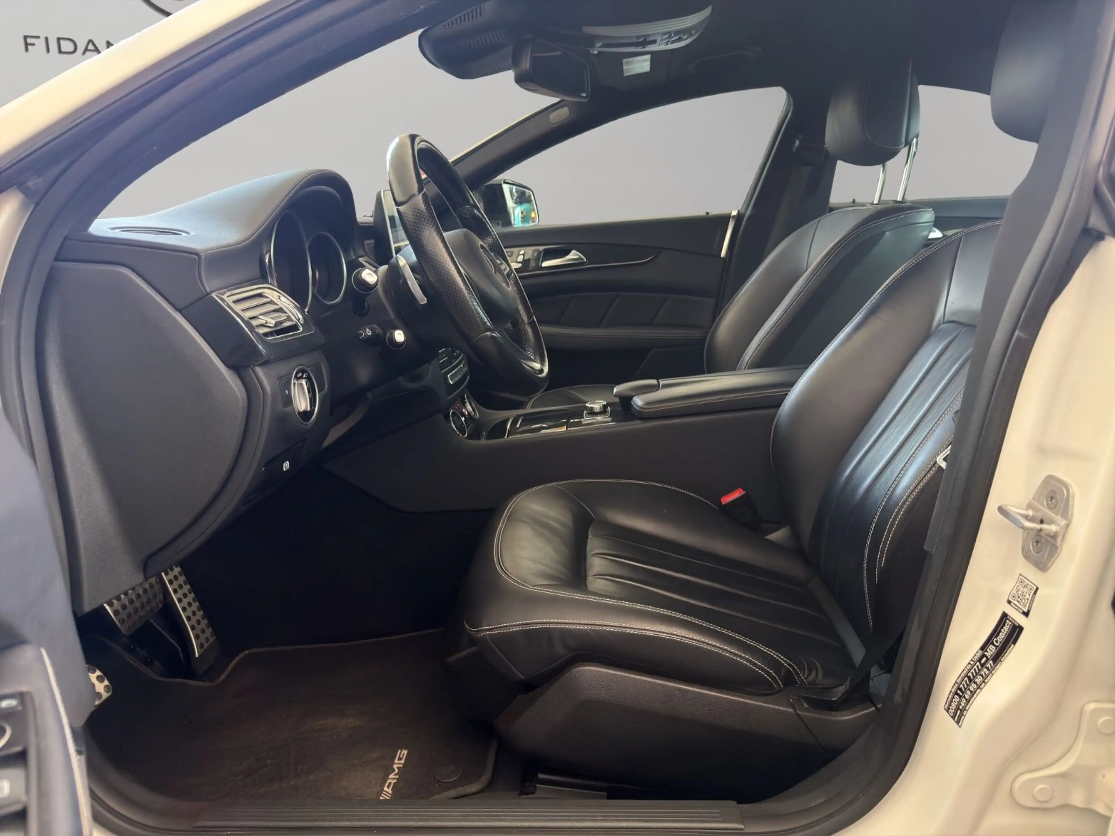 Mercedes-Benz CLS 350 d AMG-Line 4Matic*Designo*Night*MBEAM*Dis — photo 10