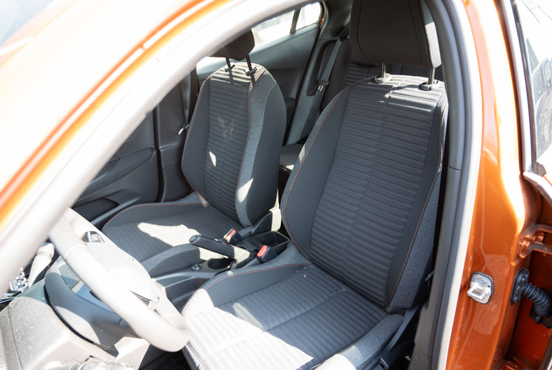 Peugeot 2008 Active Pack 1.2 PureTech 100 *GW-TOP-DEAL* — photo 4