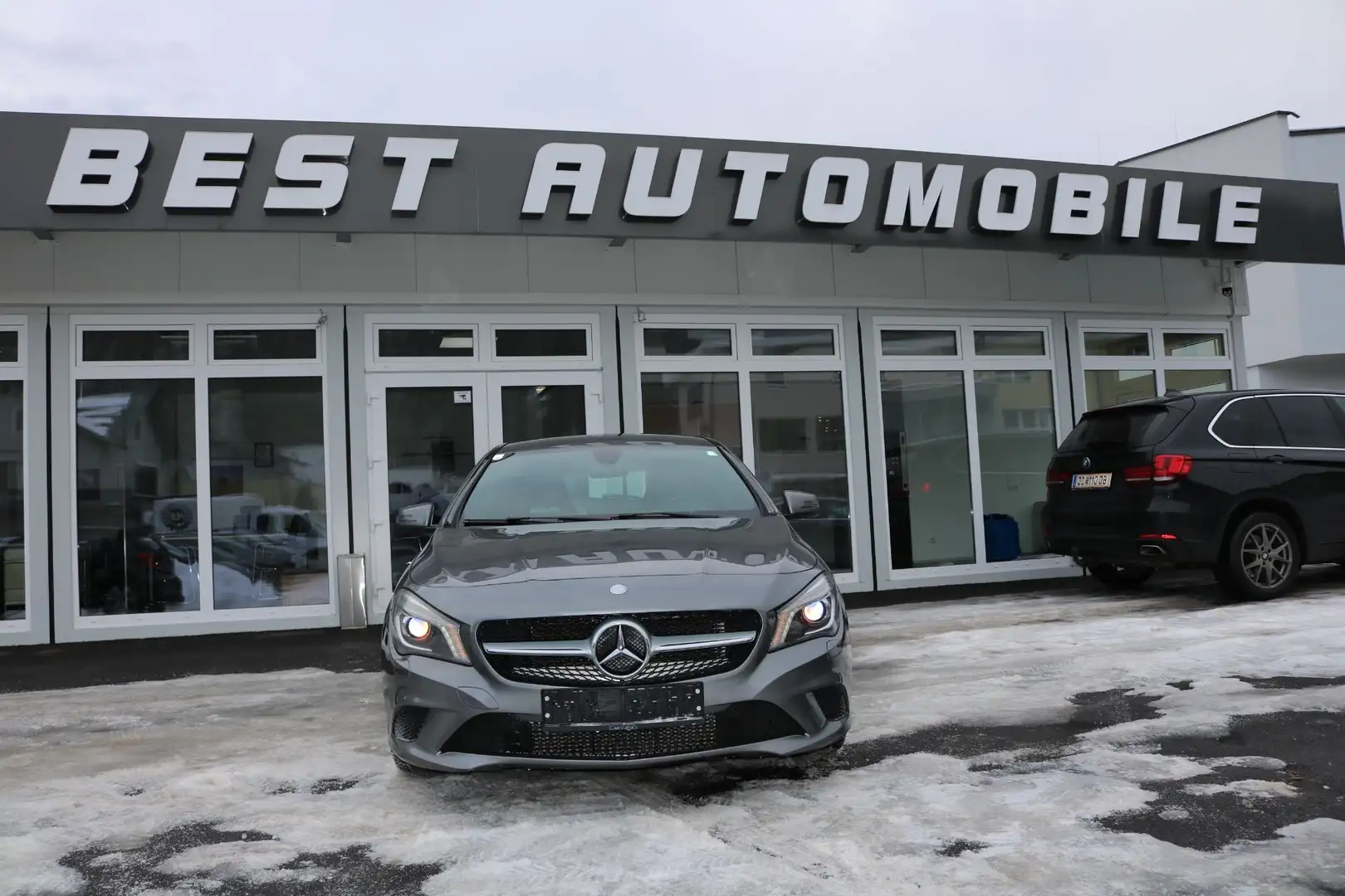 Mercedes-Benz CLA 200 d Shooting Brake OrangeArt Edition Aut. Gris - 1