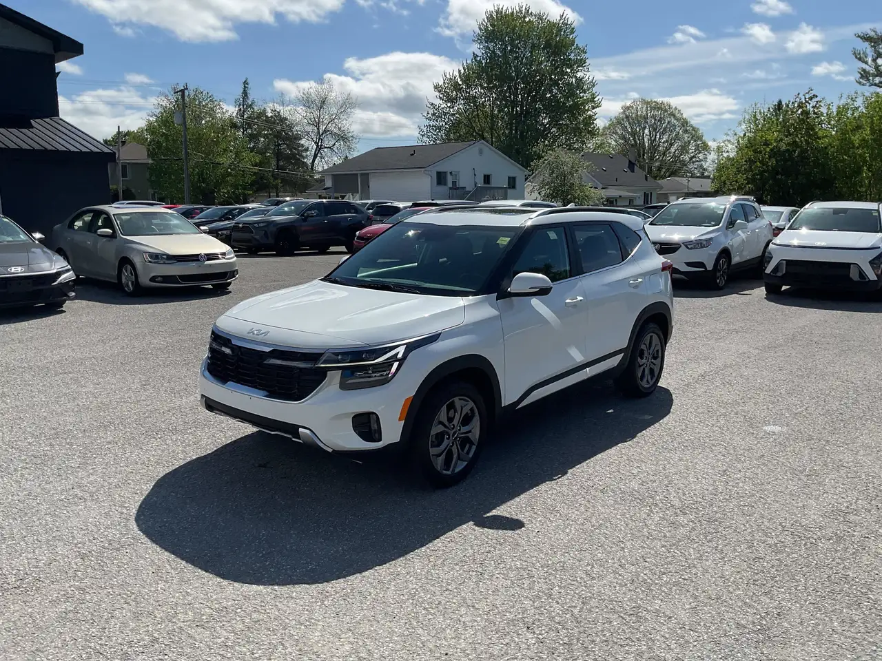 Kia Seltos photo Kia Seltos