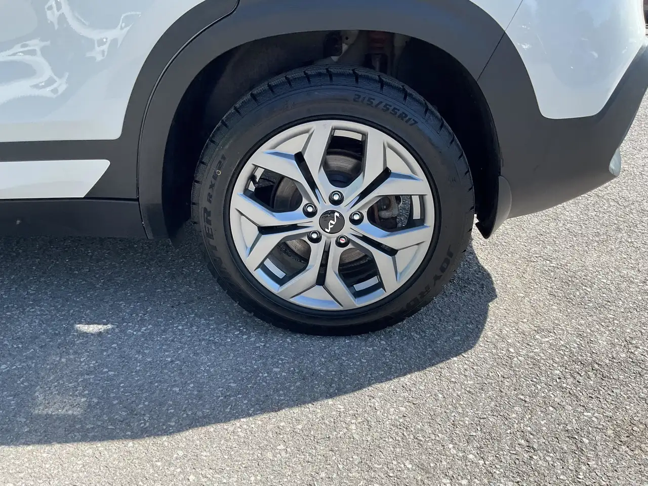 Kia Seltos photo Kia Seltos