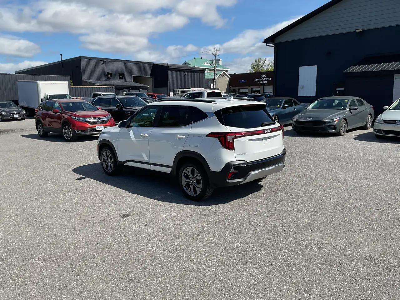 Kia Seltos photo Kia Seltos
