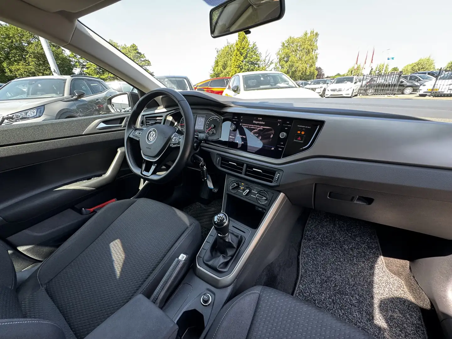 Volkswagen Polo 1.0 TSI Comfortline Navi / carplay / Lm velg / Adp Zwart - 2