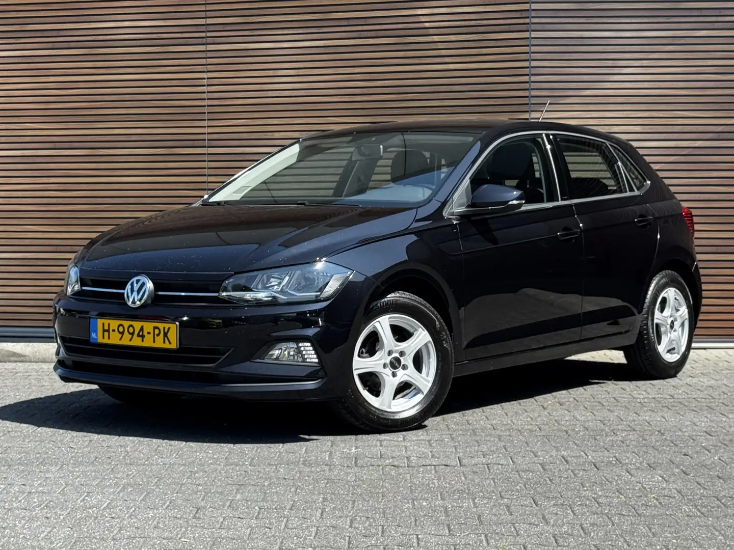 Volkswagen Polo 1.0 TSI Comfortline Navi / carplay / Lm velg / Adp Zwart - 1