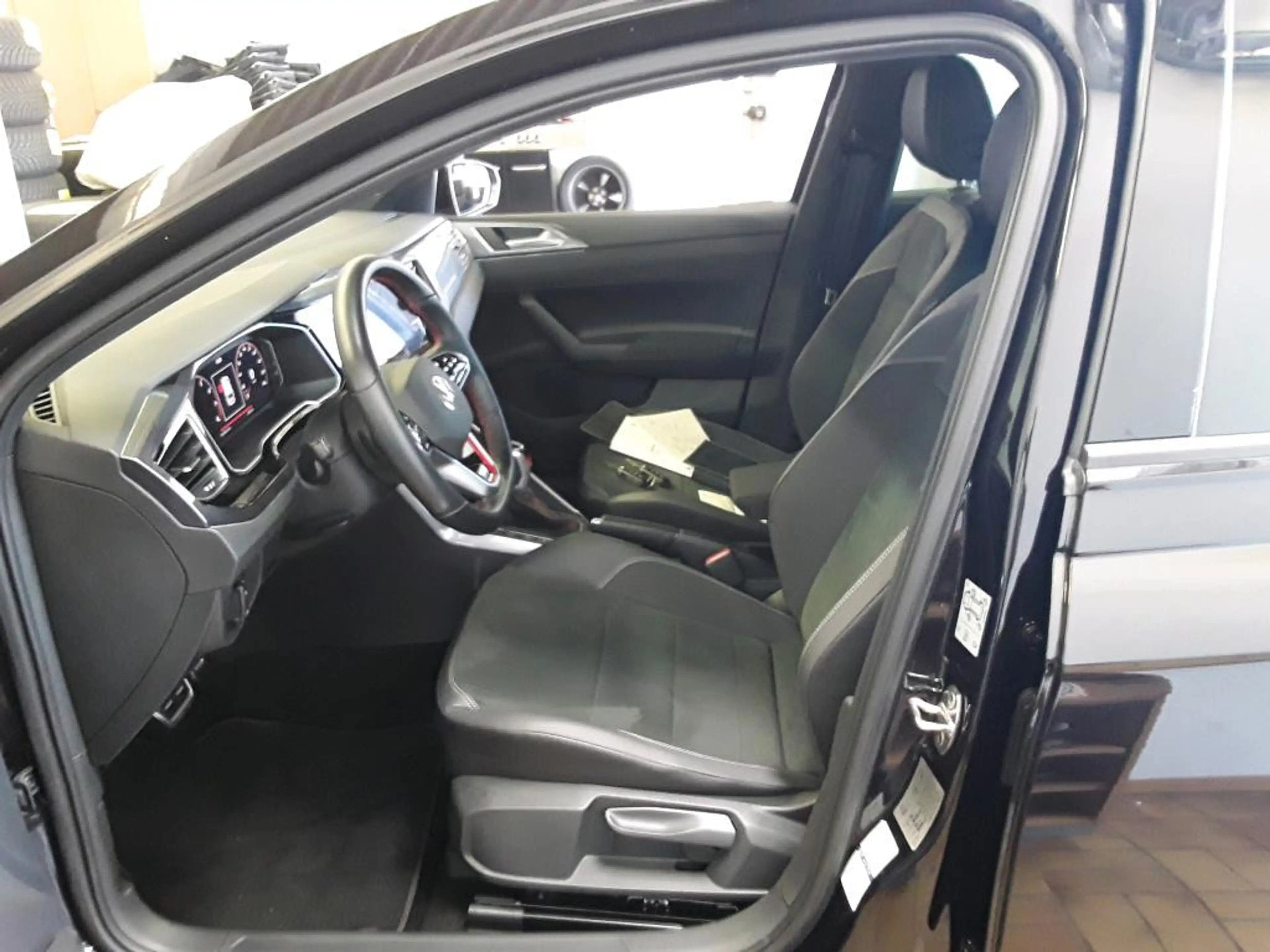 Volkswagen Polo GTI 2.0 TSI 207 CV DSG7 *VELOURS *BEATS * MATRIX ** CA — photo 8