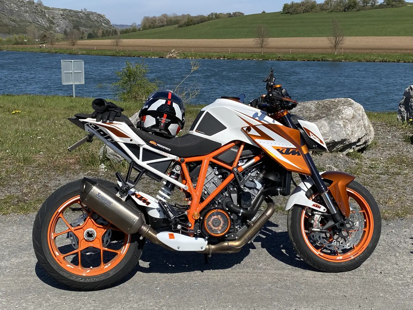 KTM 1290 Super Duke R 1er propriétaire Série Speciale. FULL - 1