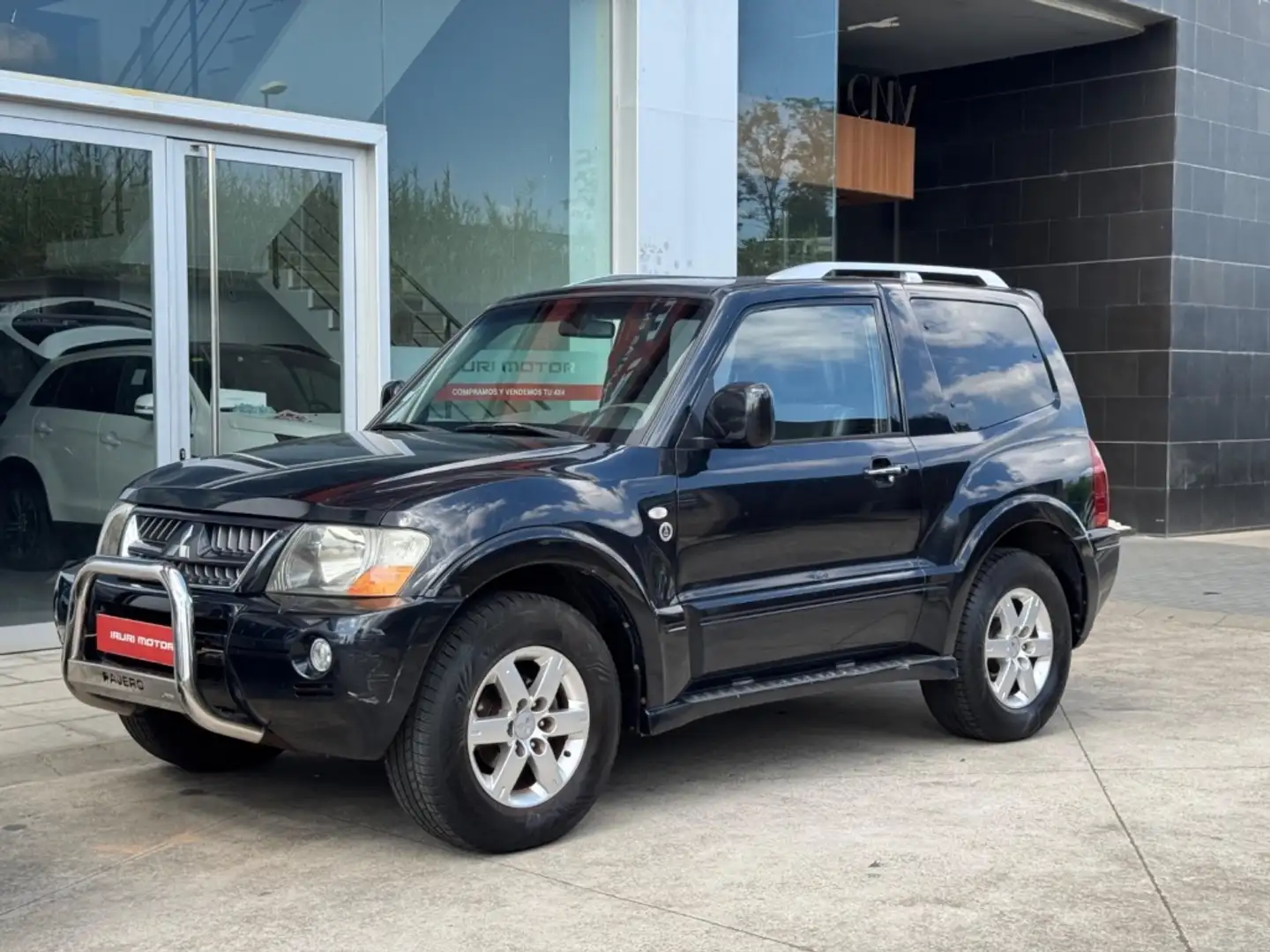 Mitsubishi Montero 3.2DI-D All-Four Aut. Negro - 2
