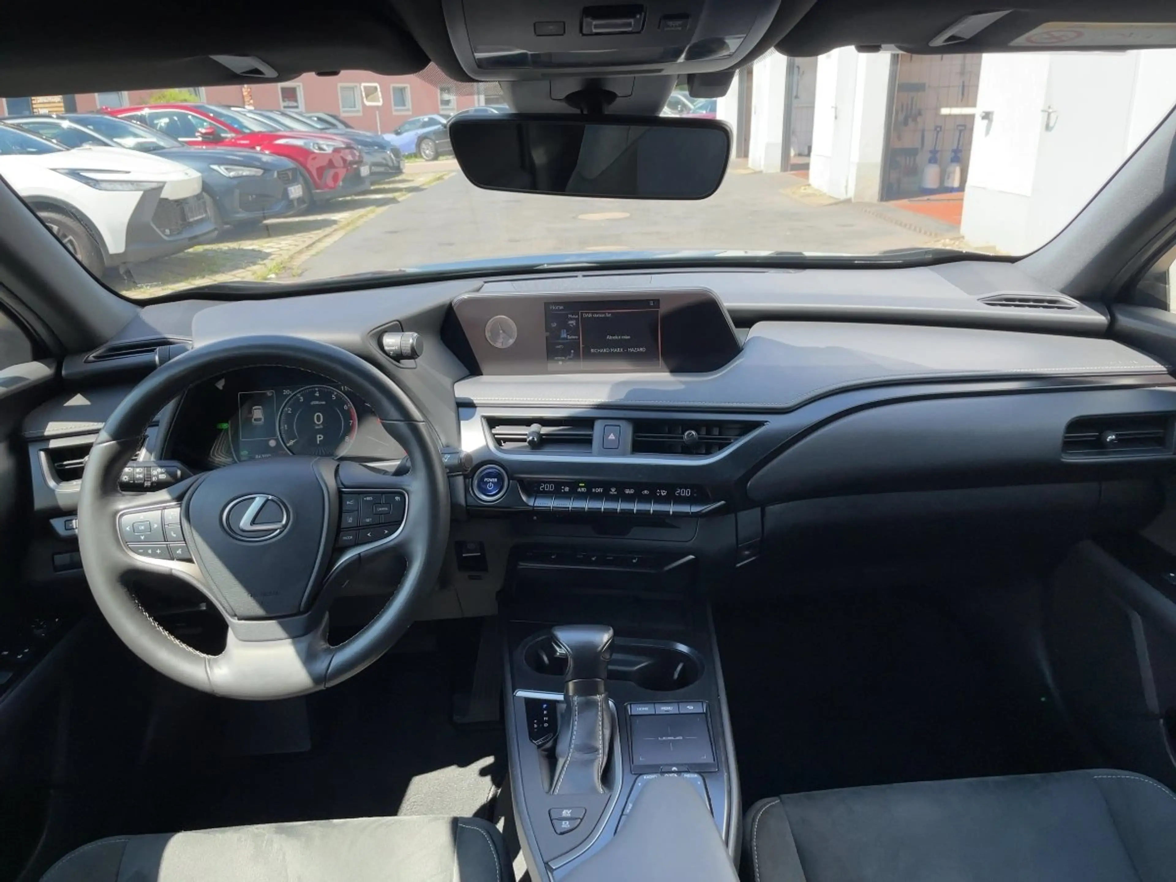 Lexus UX 250h Style Edition ACC+LED+2xKlima+Fernlichtass.+LM — photo 10