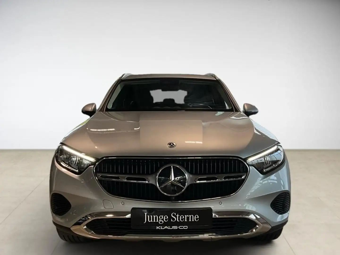 Mercedes-Benz GLC 200 4MATIC Silber - 2