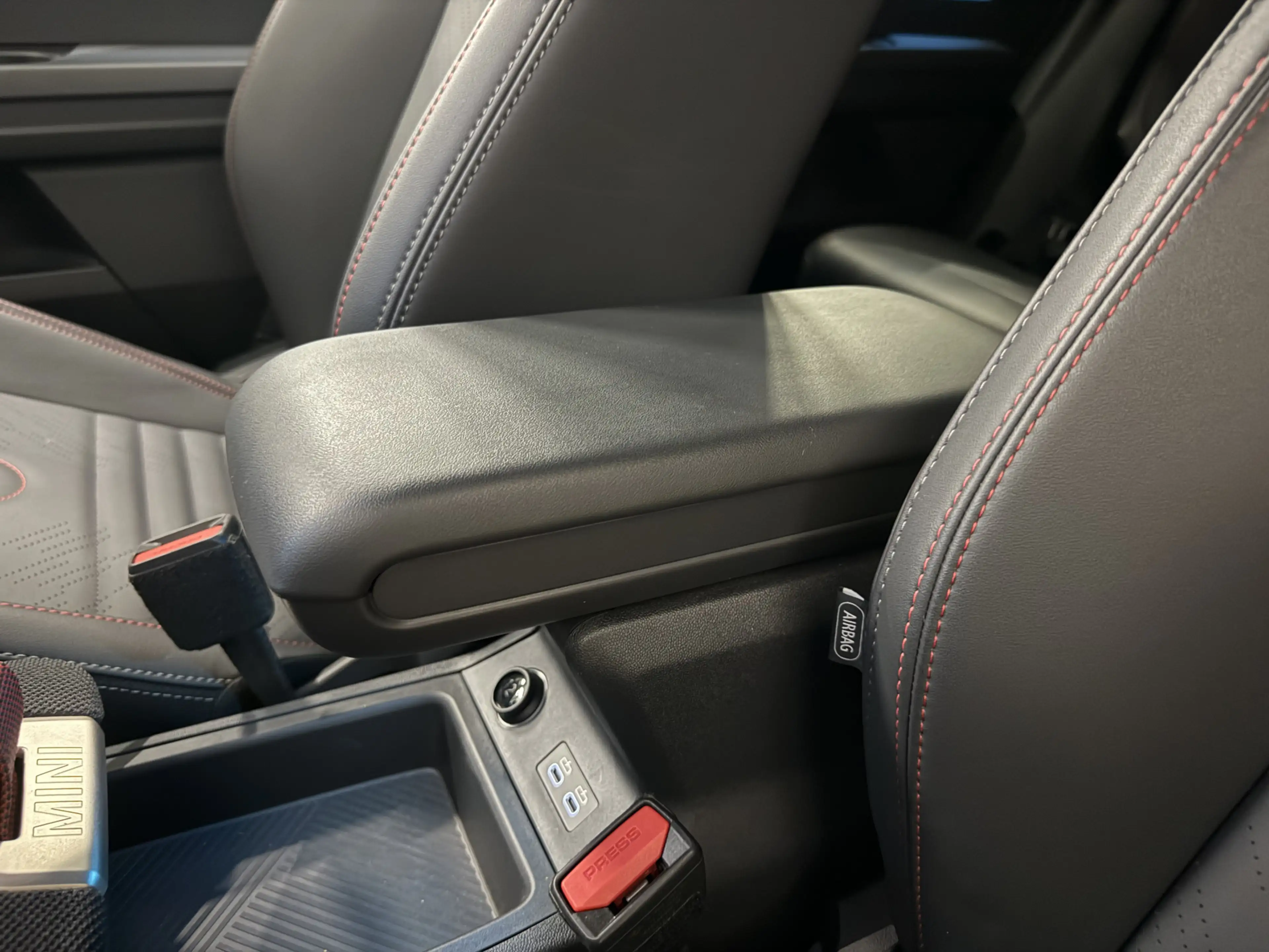 MINI John Cooper Works Countryman 1.5 C XL BLACK PANO/H&K/HEAD-UP/OLED-SCHERM/20"/JC — photo 35