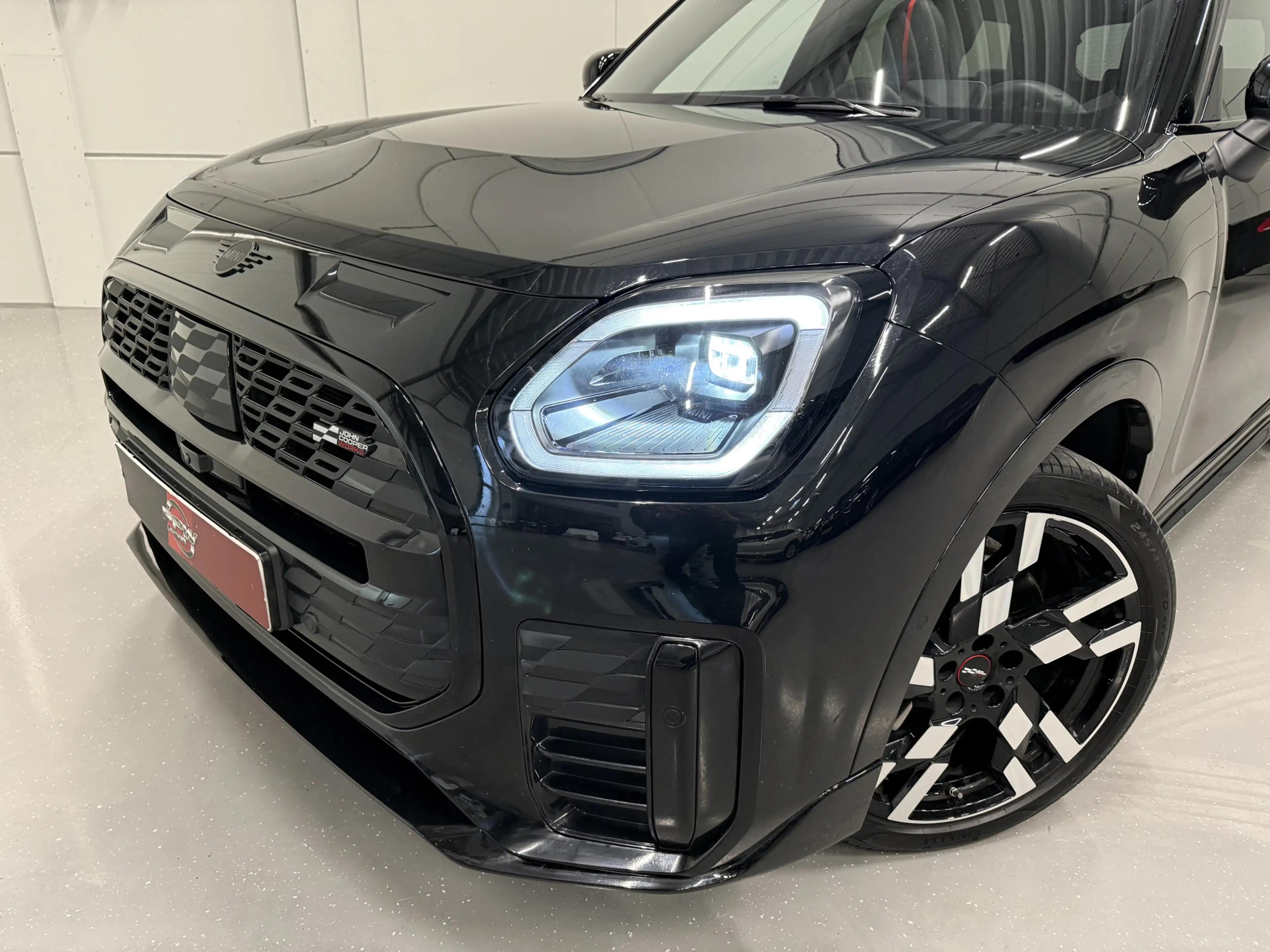 MINI John Cooper Works Countryman 1.5 C XL BLACK PANO/H&K/HEAD-UP/OLED-SCHERM/20"/JC — photo 2