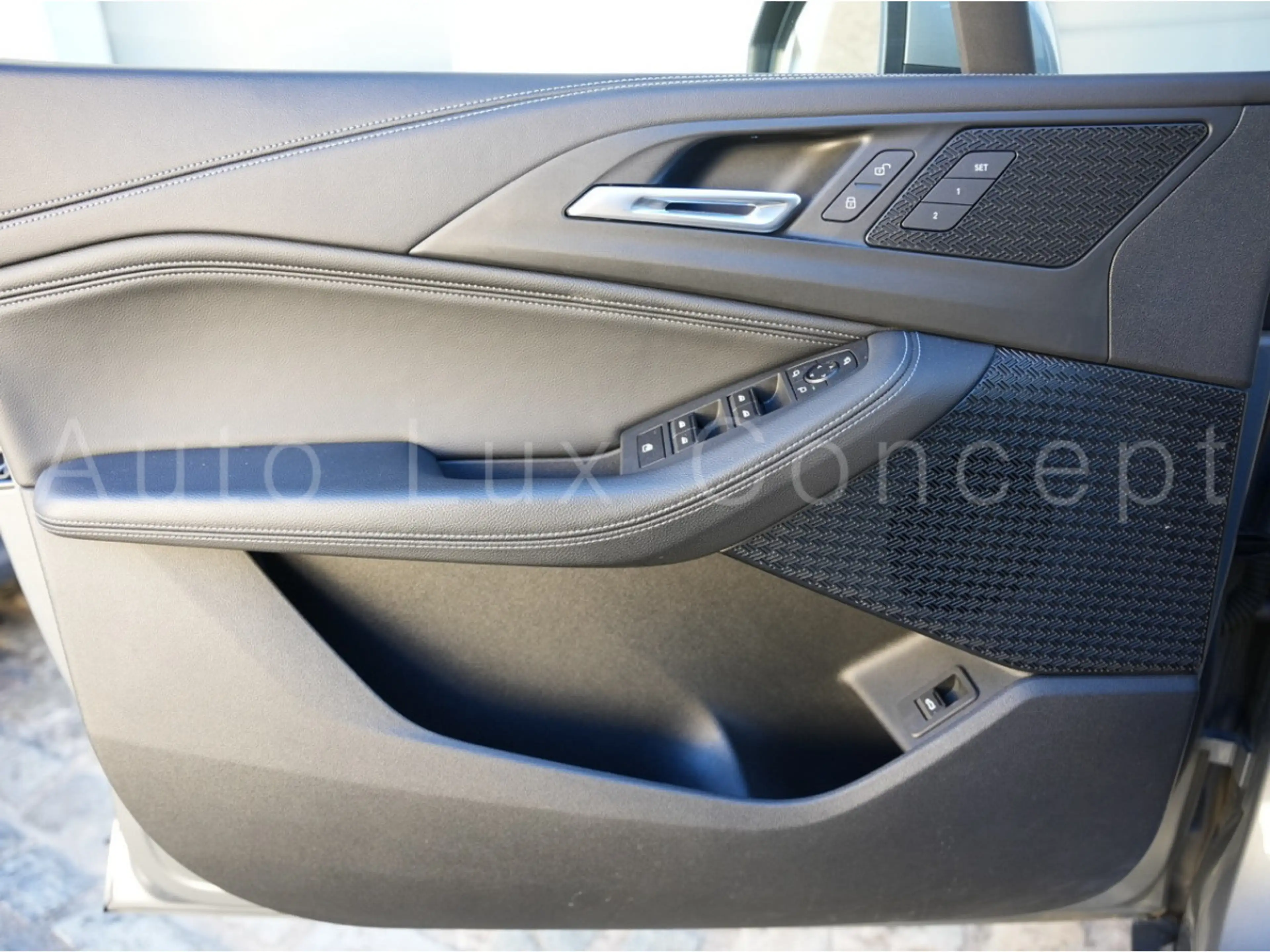 BMW 218 Active Tourer d/Pano/ACC/Kamera/Komfortzugang/Sitz — photo 13