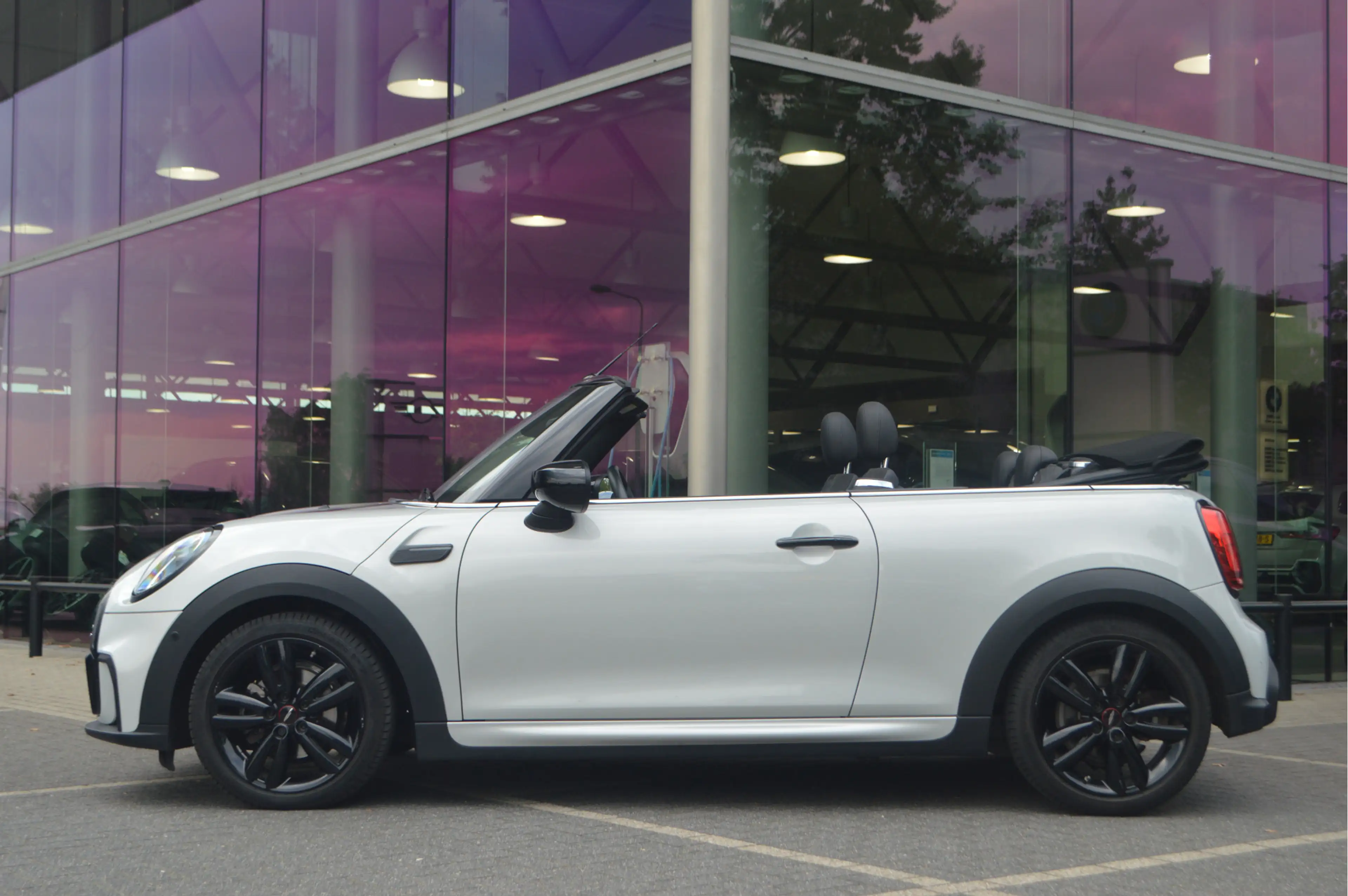 MINI John Cooper Works Cabrio JCW Automaat / Sportstoelen / Comfort Access / Ach — photo 3