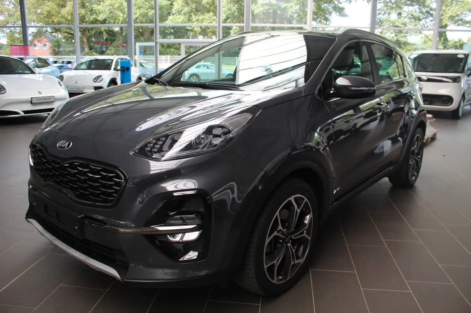 Kia Sportage 1.6 T-GDI GT Line 4WD Autom. (PANO) Gris - 2