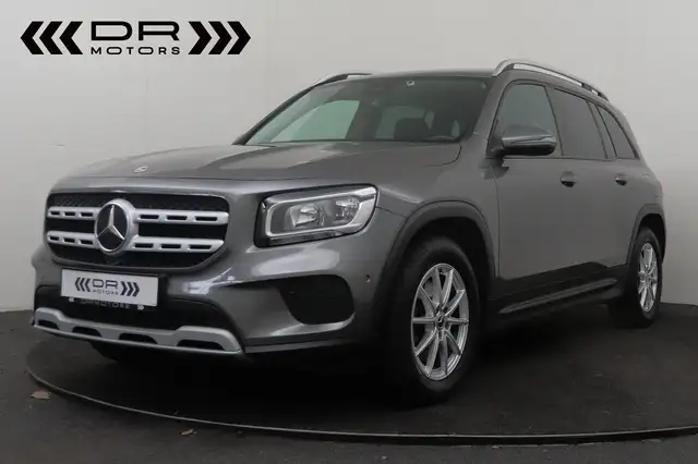 Mercedes-Benz GLB 200 AUTOMAAT - BUSINESS - CARPLAY - ZETELVERWARMING