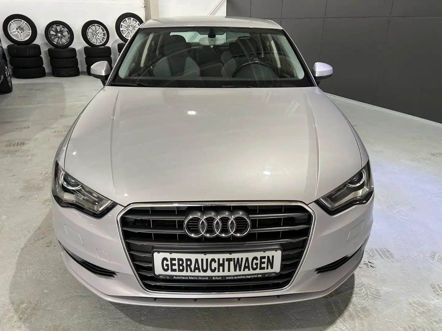Audi A3 Limousine 2.0 TDI*DSG*Xenon*AHK* Gris - 2