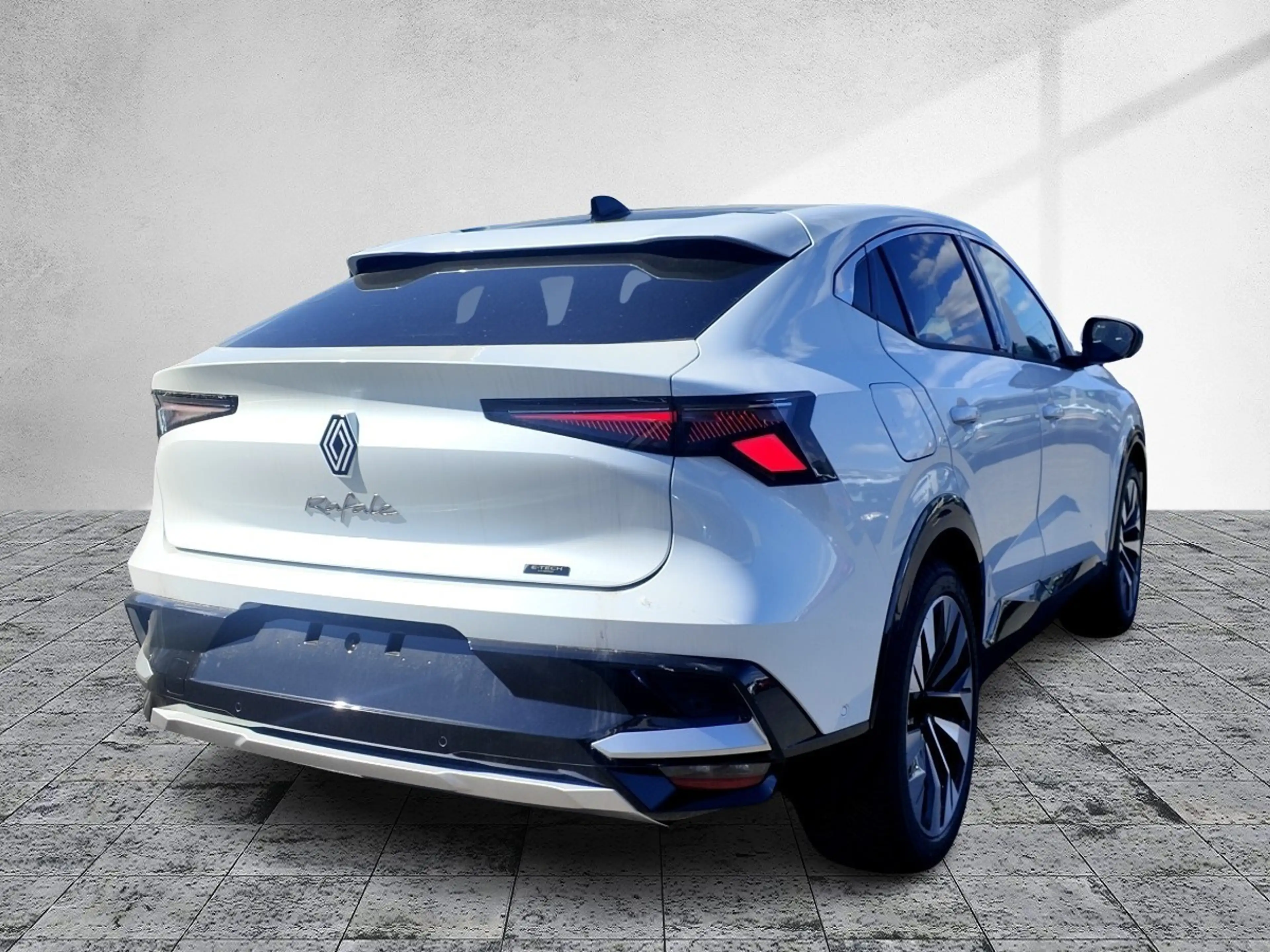 Renault Rafale Techno Full Hybrid E-Tech 200 — photo 4
