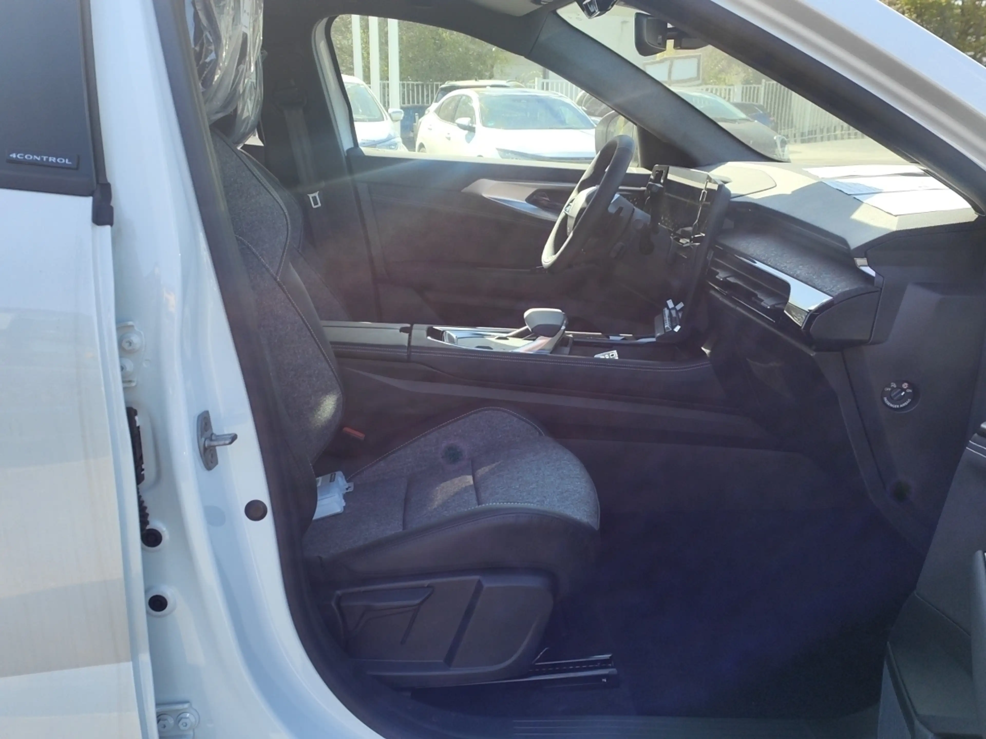 Renault Rafale Techno Full Hybrid E-Tech 200 — photo 11