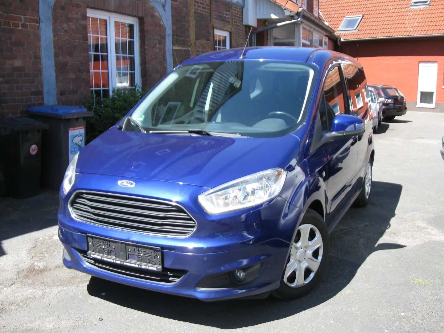 Ford Tourneo Courier Trend ATM 35000 Km. Blauw - 1