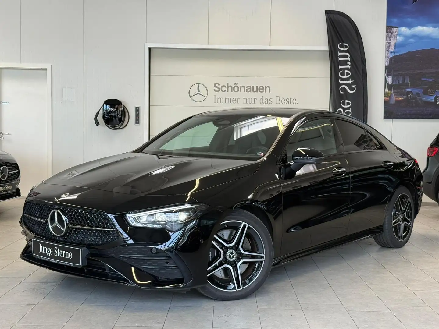 Mercedes-Benz CLA 250 4M Coupé AMG BURMESTER+NIGHT+MEMORY+360° Schwarz - 1