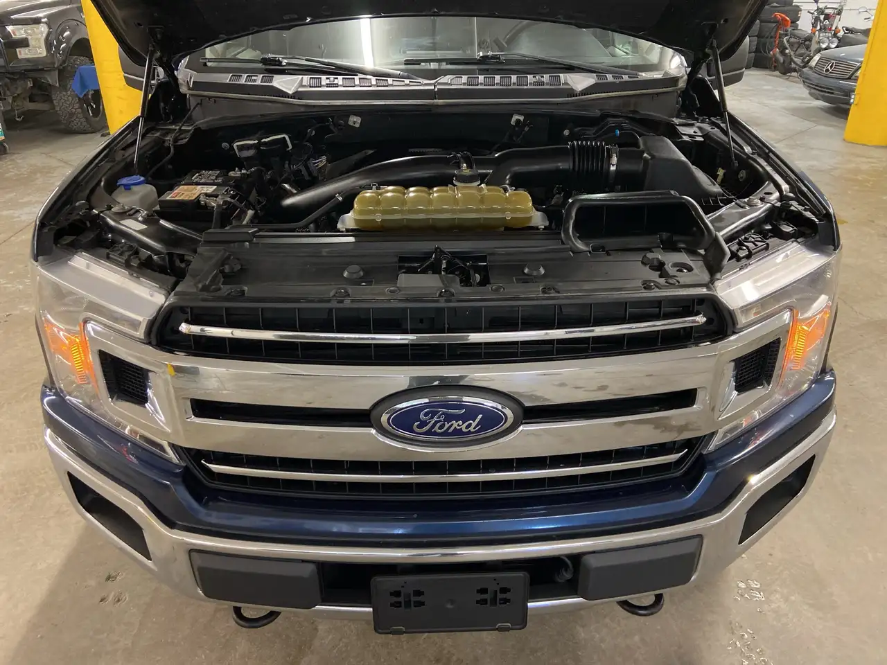 Ford F 150 снимка Ford F 150