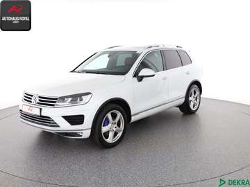 Touareg 3.0 TDI 4M R LINE ACC,AHK,LUFTFEDER,20Z