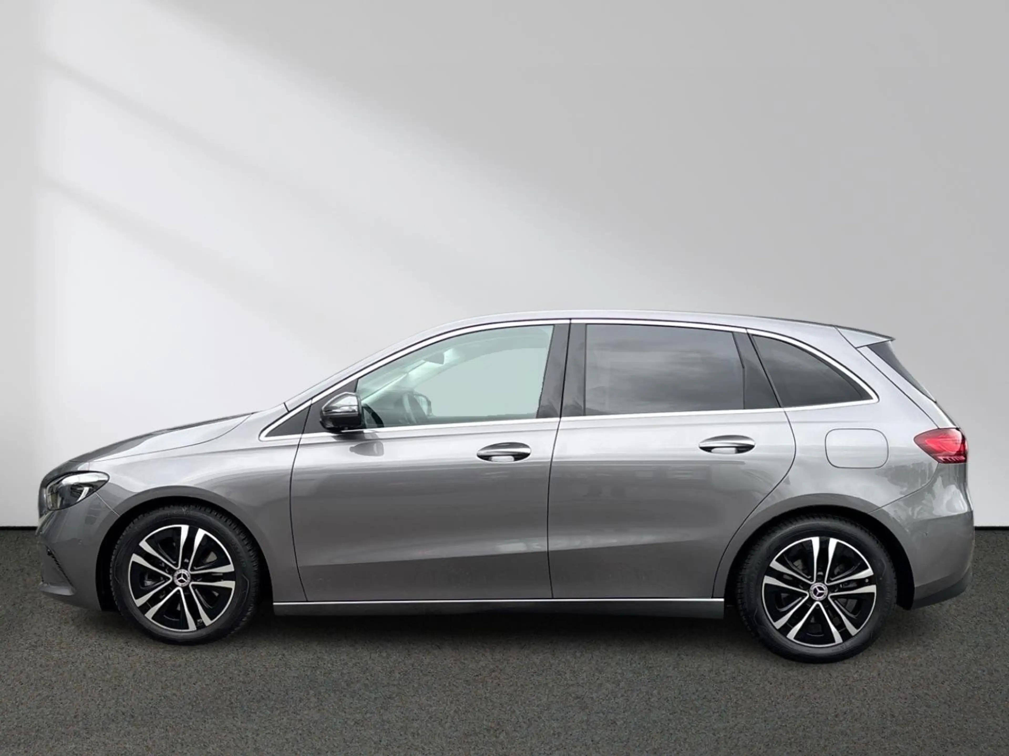 Mercedes-Benz B 220 d Progressive Ambiente Keyless-Go 360°-K. — photo 2