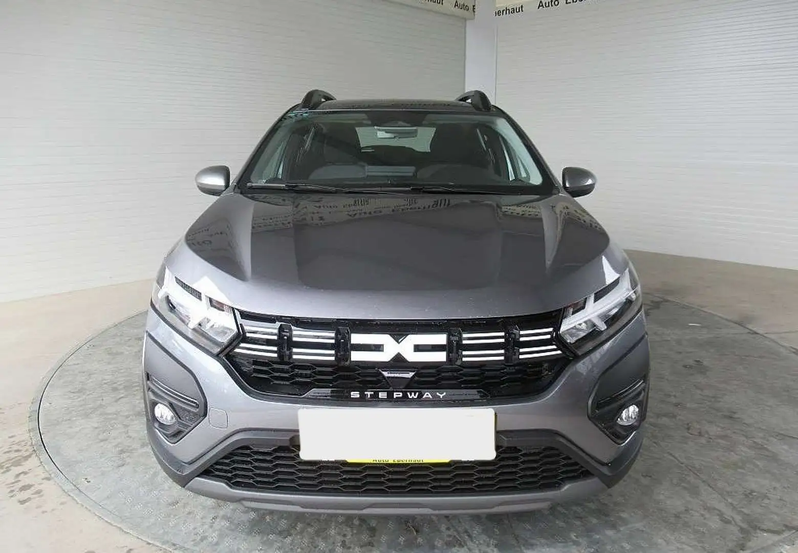Dacia Sandero 1.0 Grau - 1