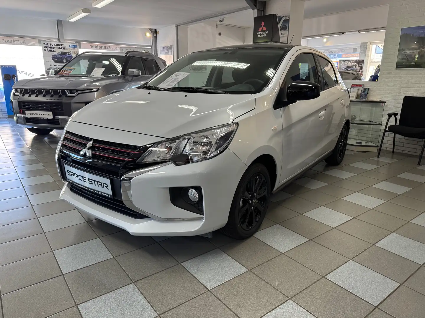 Mitsubishi Space Star Select+ "Black Edition" Automatik Blanc - 1