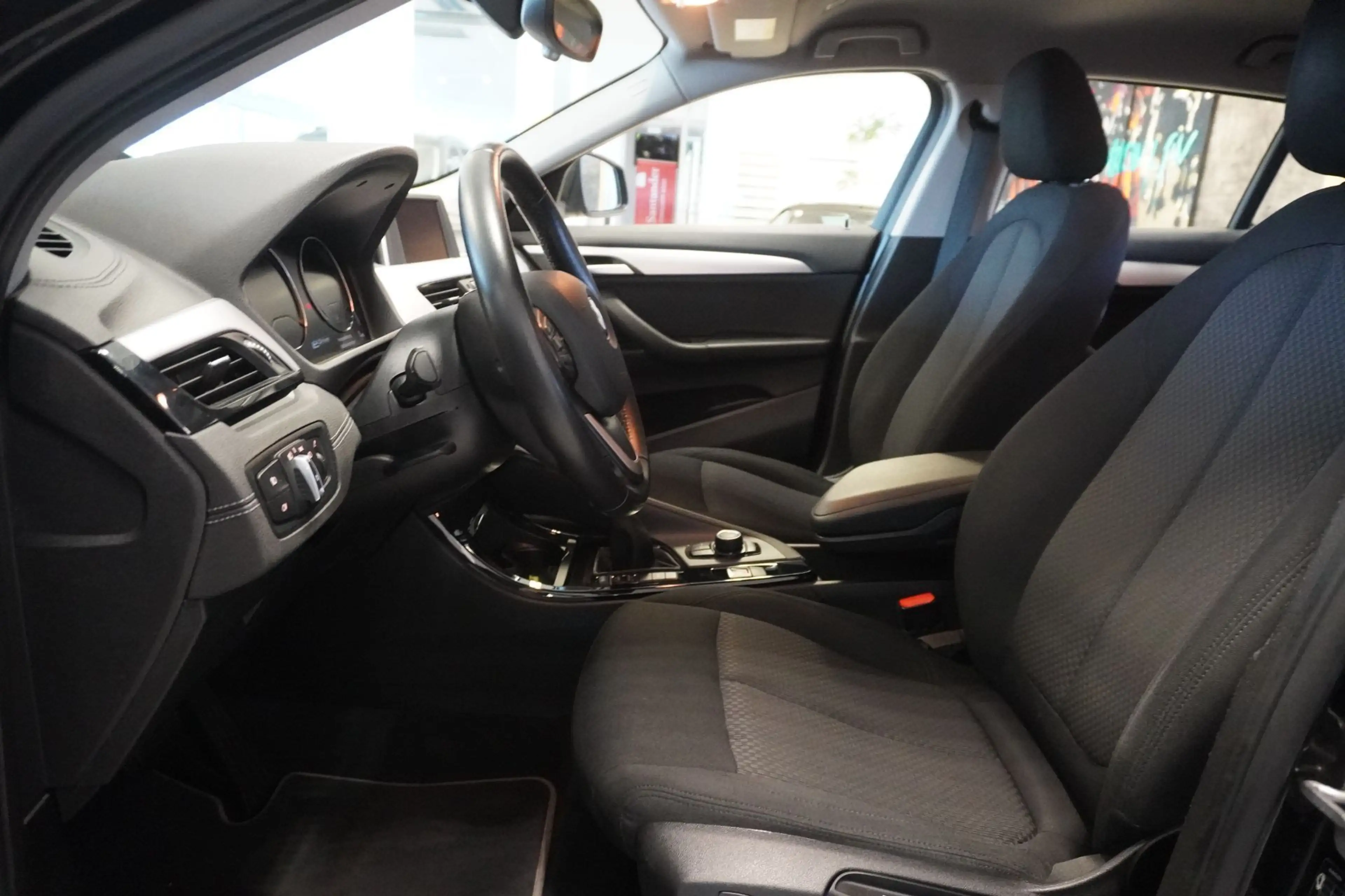 BMW X2 xDrive25e PHEV Aut. LED — photo 8