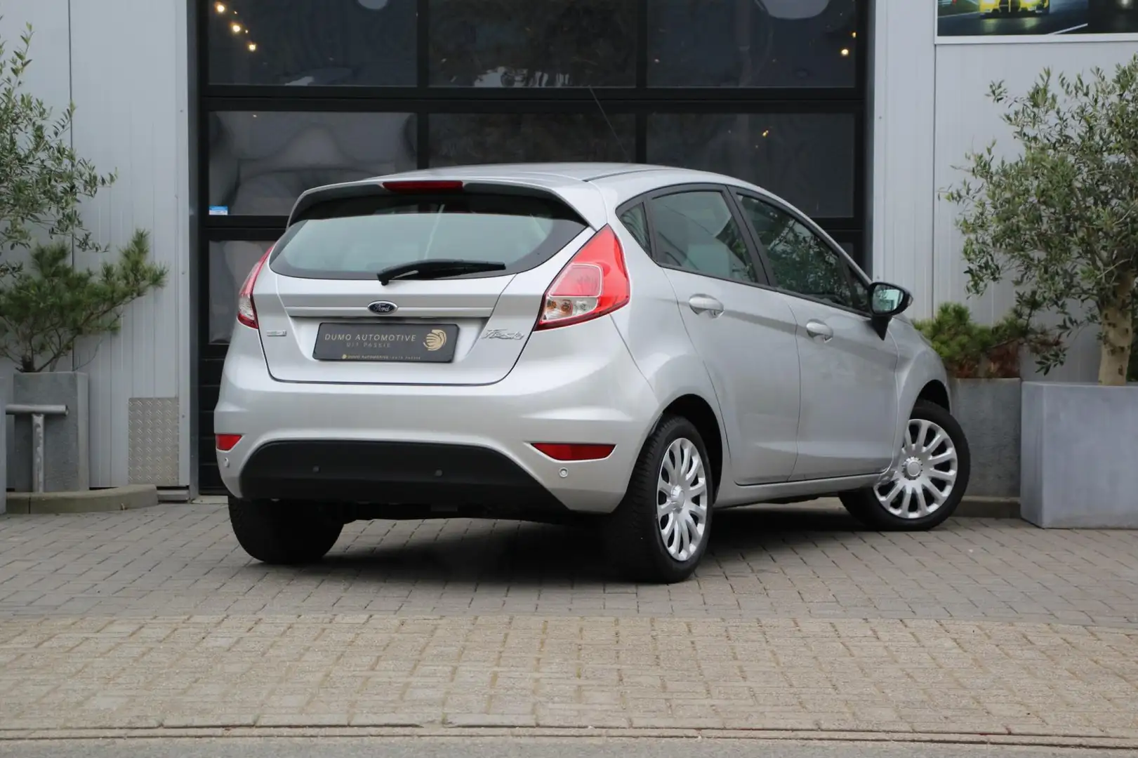 Ford Fiesta 1.0 Trend - AIRCO - STOELVERWARMING - ALLE DOC - 1 Plateado - 2