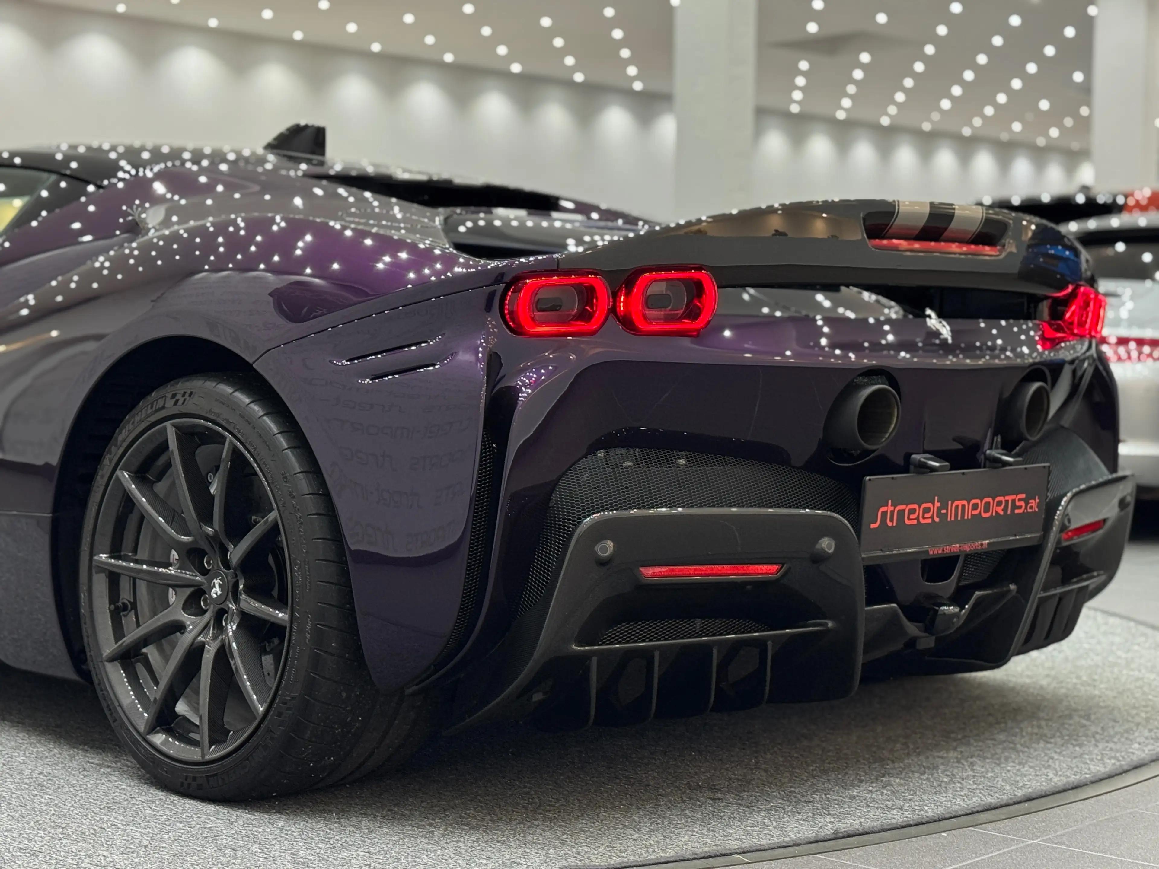 Ferrari SF90 Stradale Assetto Fiorano *Atelier*Viola-Hong-Kong*Carbon* — photo 11