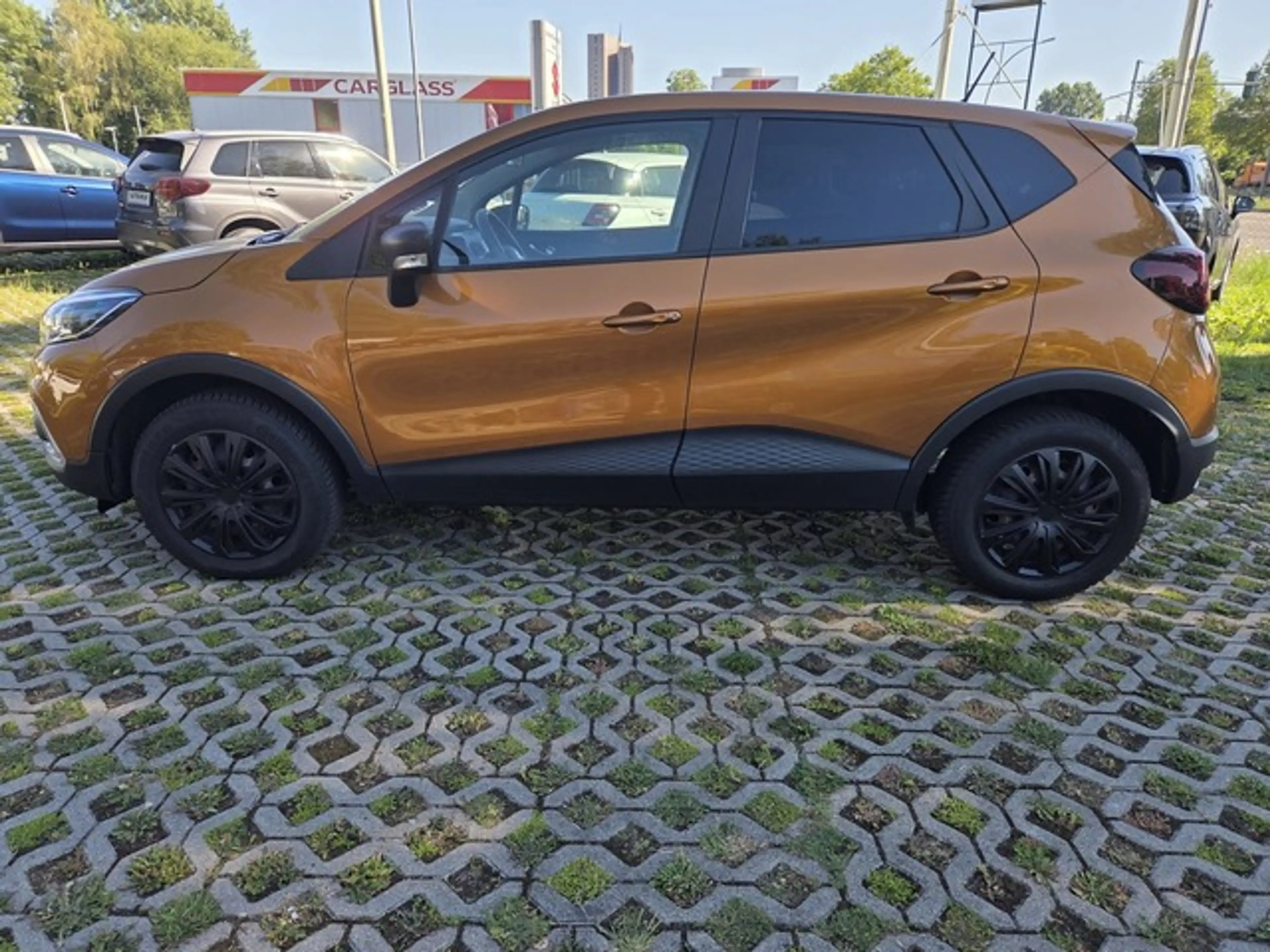 Renault Captur Life Klima Allwetter HU/AU + Service neu — photo 4