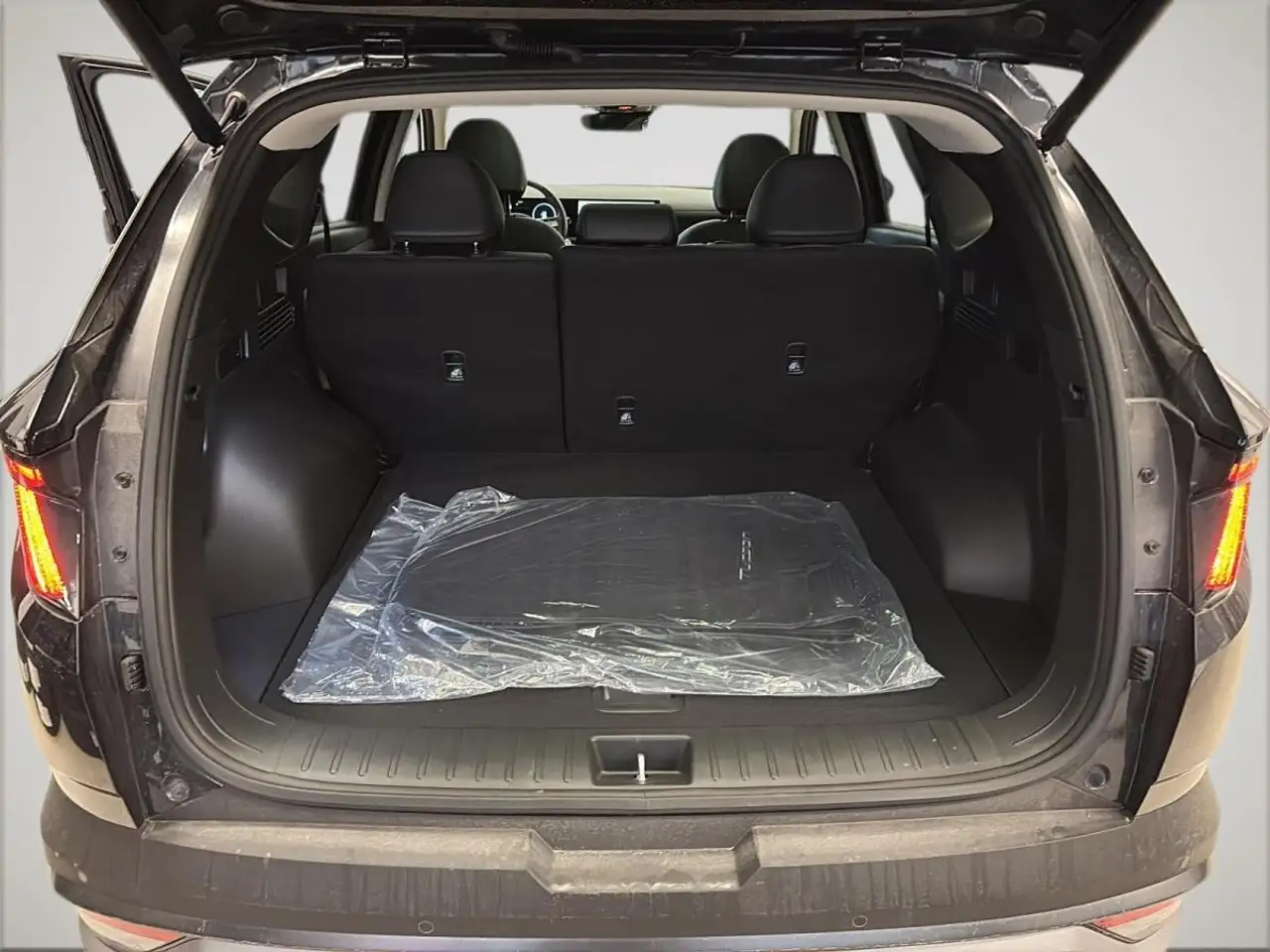 Hyundai TUCSON снимка Hyundai TUCSON