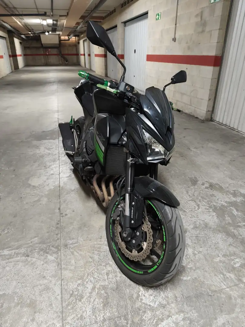 Kawasaki Z 800 es Z800e, pero deslimitada con papeles Noir - 1