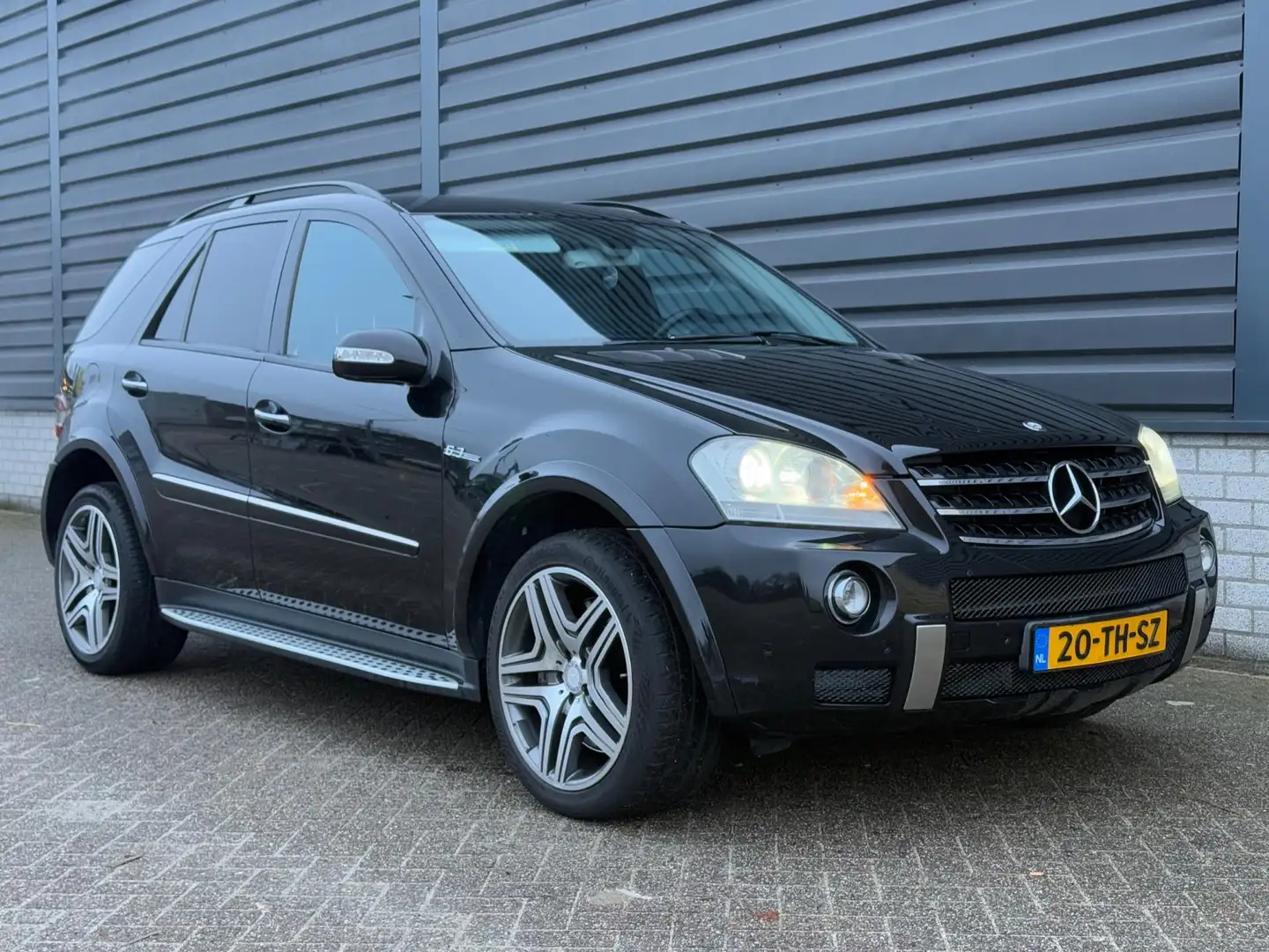 Mercedes-Benz ML 63 AMG M-klasse 510PK / ORIGINEEL NL / YOUNGTIMER Fekete - 2