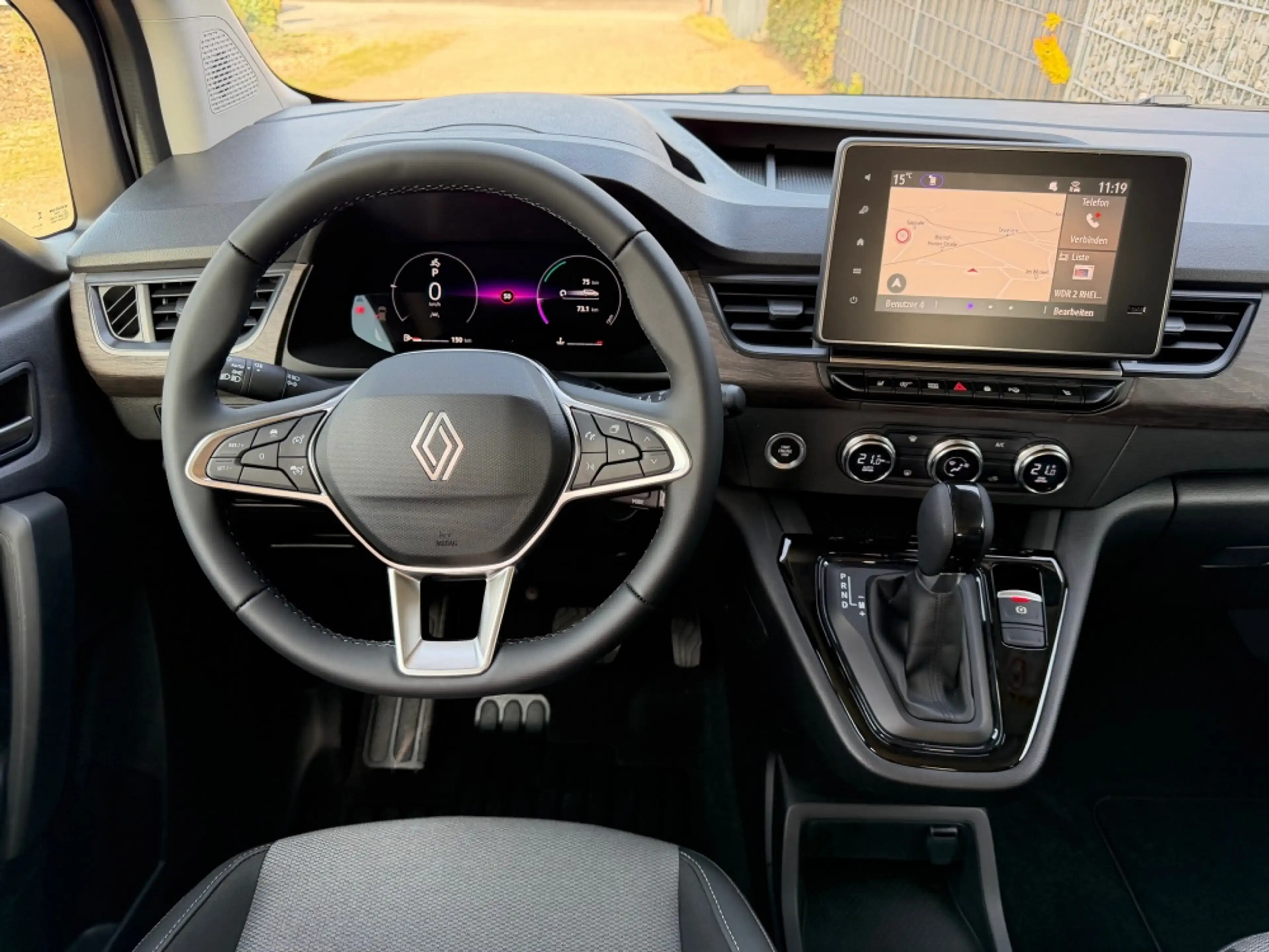 Renault Kangoo dCi 115 EDC Techno ACC SHZ Totwinkel — photo 7